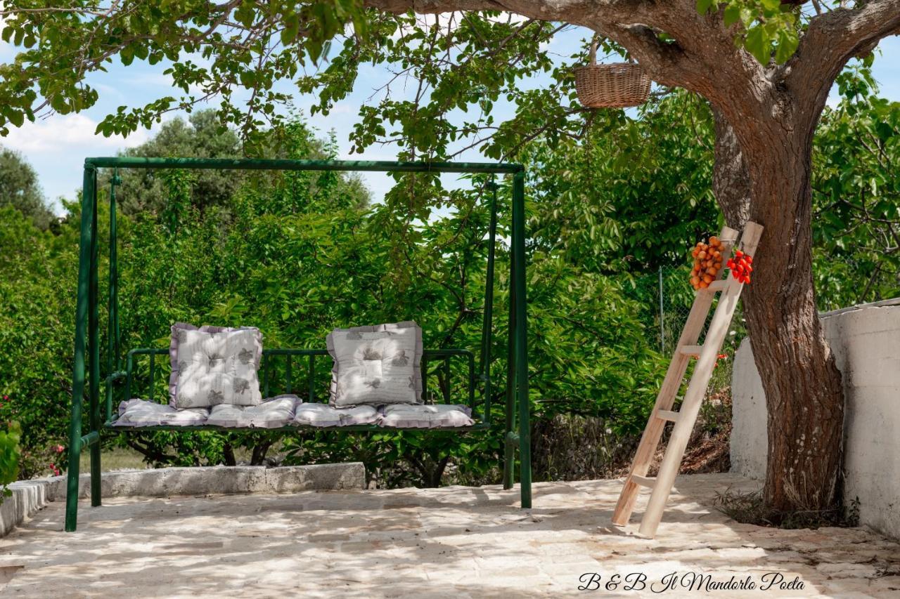 Il Mandorlo Poeta Bed & Breakfast ออสตูนี ภายนอก รูปภาพ