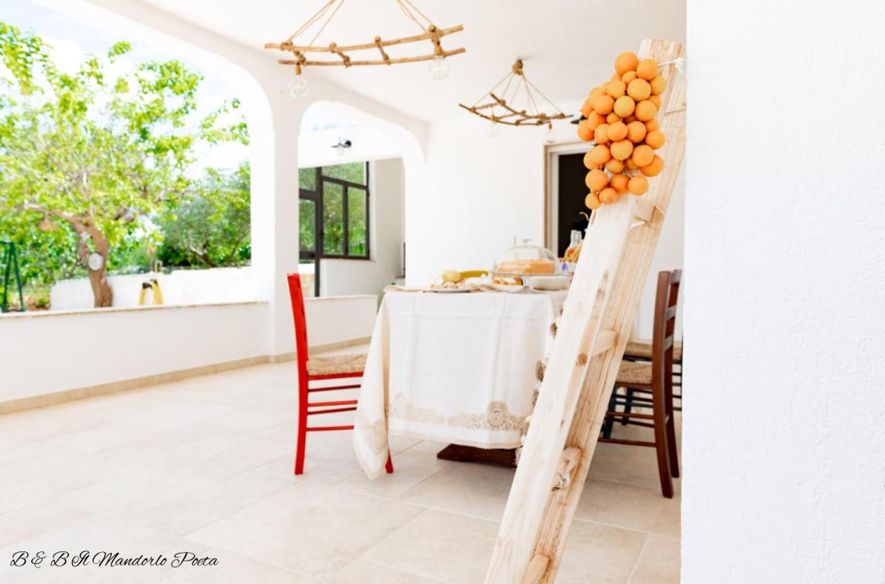 Il Mandorlo Poeta Bed & Breakfast ออสตูนี ภายนอก รูปภาพ