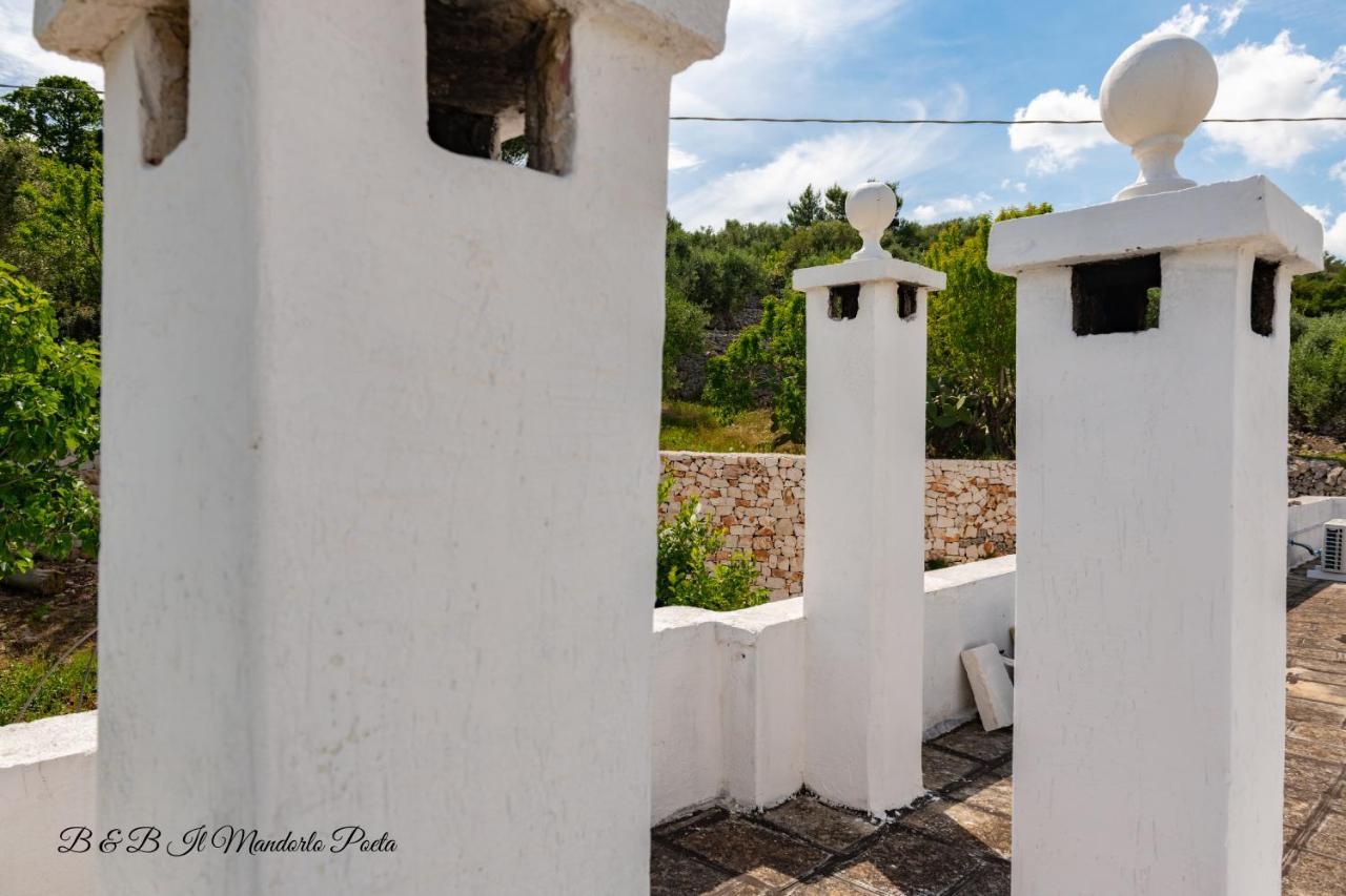 Il Mandorlo Poeta Bed & Breakfast ออสตูนี ภายนอก รูปภาพ