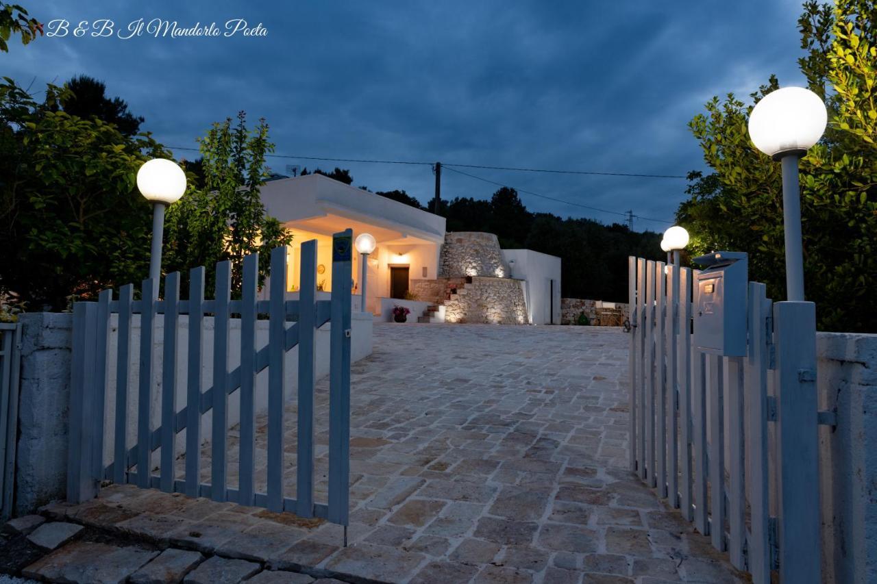 Il Mandorlo Poeta Bed & Breakfast ออสตูนี ภายนอก รูปภาพ